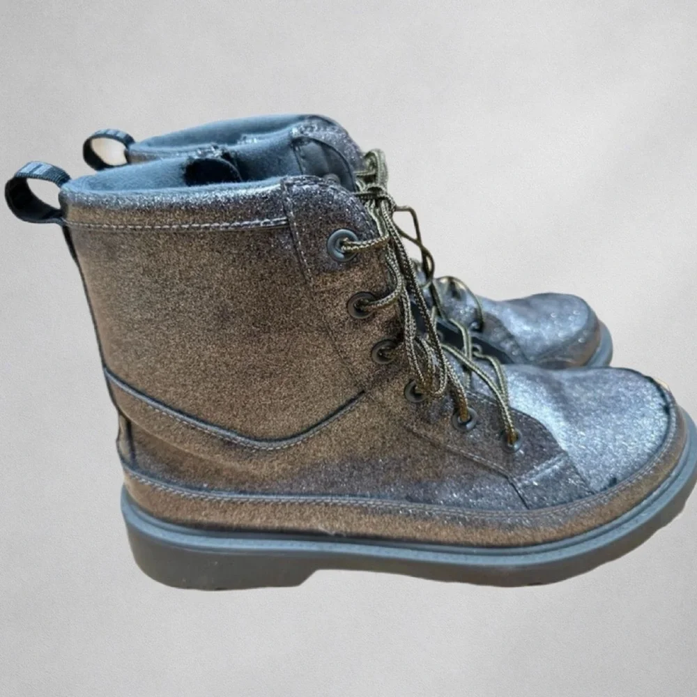 UGG Robley Glitter Boot Kids Size 6 Gold Olive Lace Up Zipper